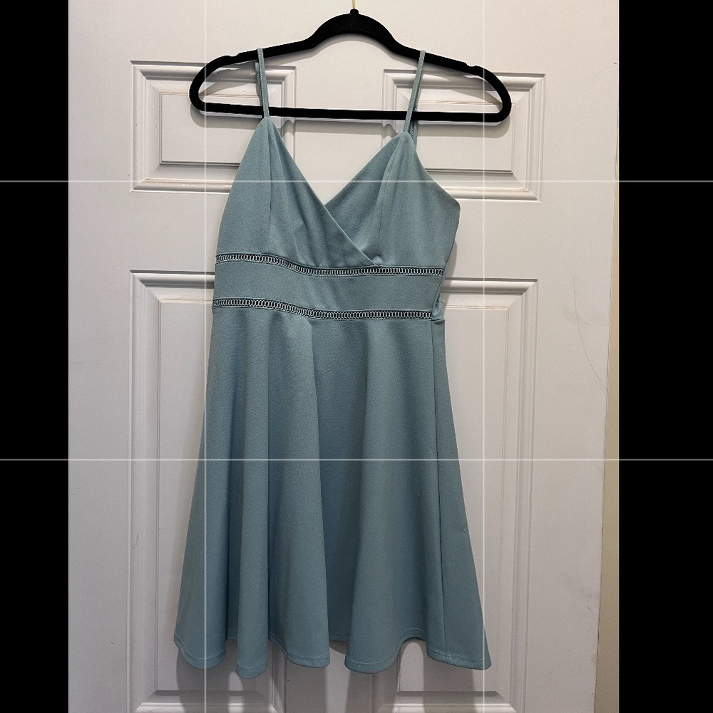 Cute dress!!
